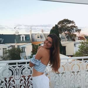 Meet your Posher, Mima